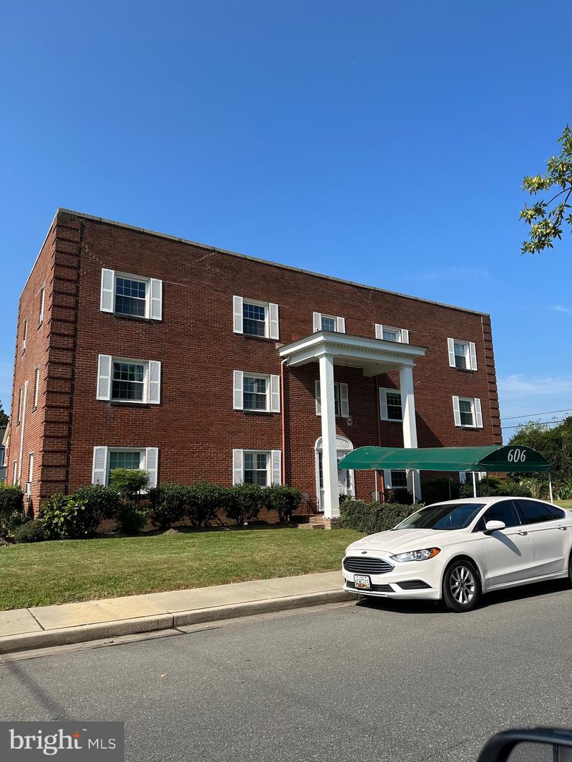 606 Water Street #4, Cambridge