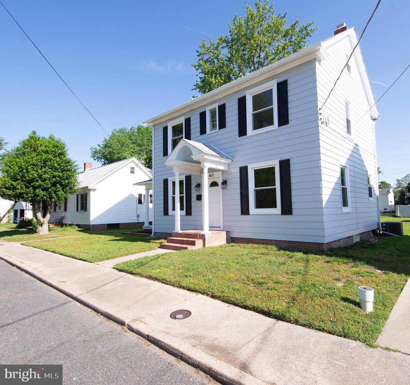 417 Bayly Avenue, Cambridge