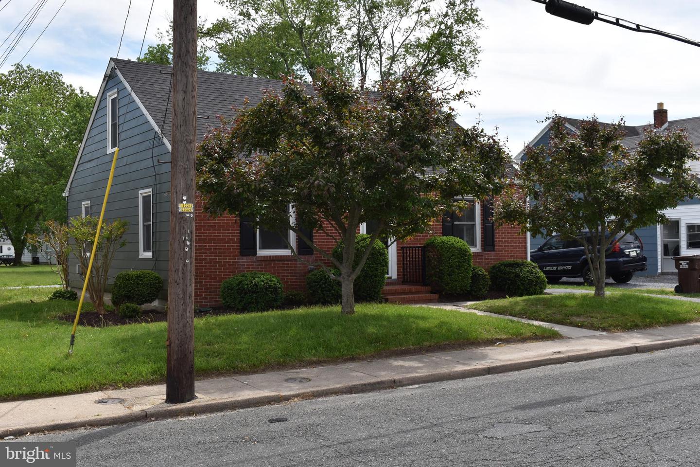 402 Bayly Avenue, Cambridge