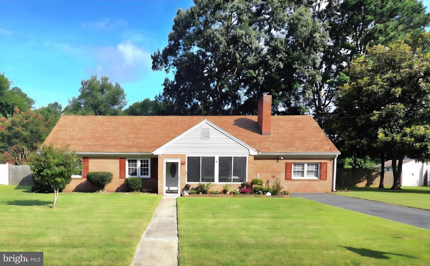 601 Edlon Park Drive, Cambridge