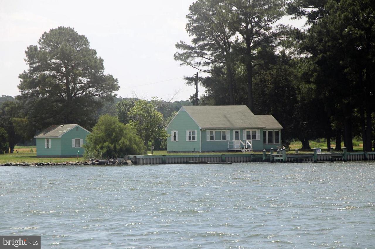 1334 Bell Lane, Woolford