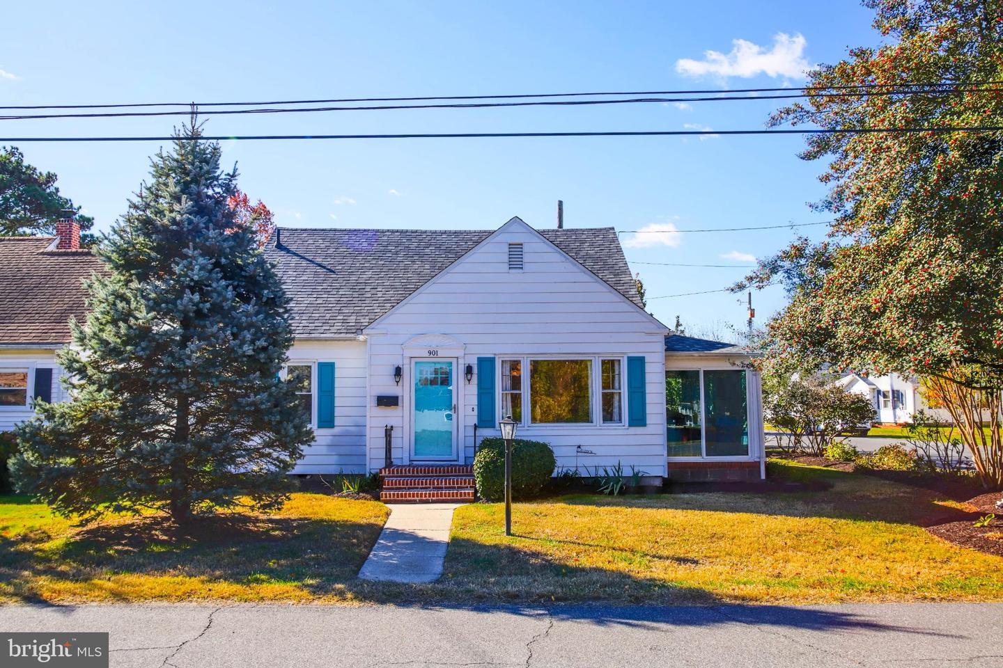 901 Talisman Lane, Cambridge