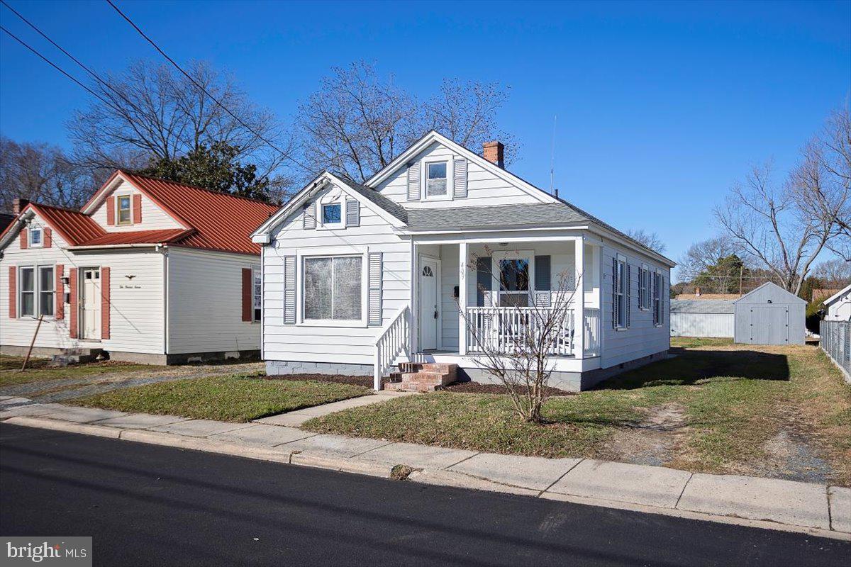 409 Oakley St