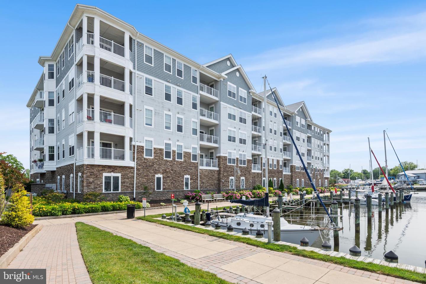 900 Marshy Cove #103, Cambridge