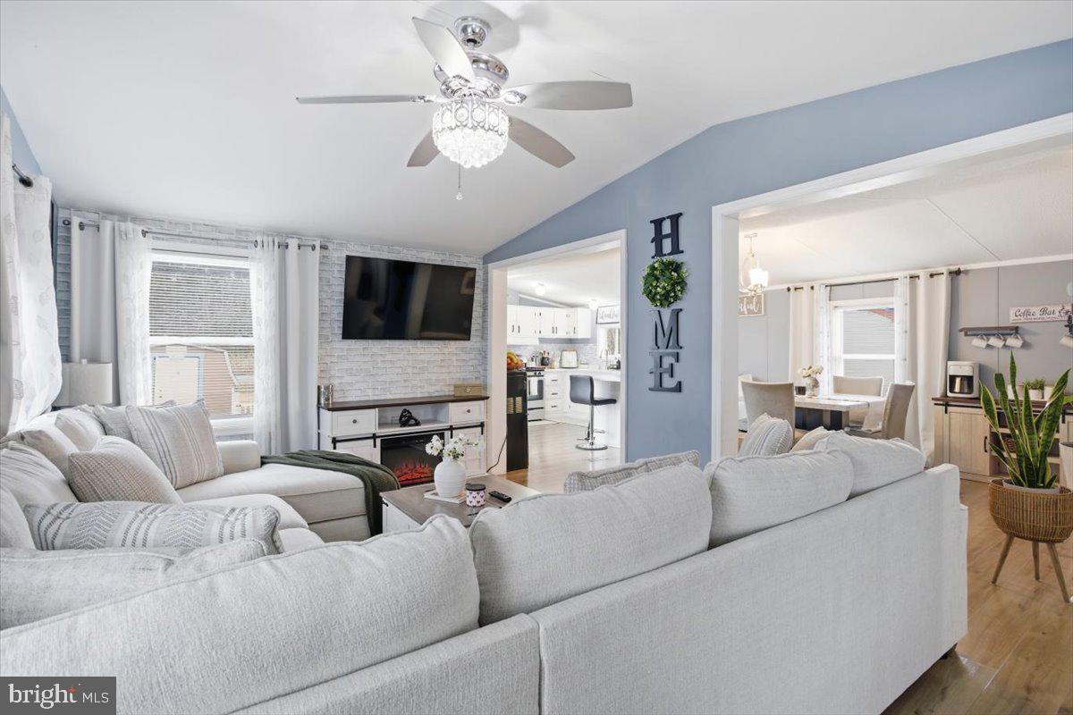 5421 Skipjack Drive N, Cambridge