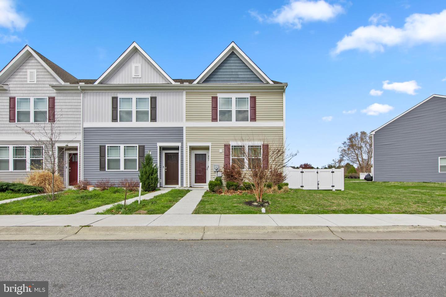 400 Wood Duck Drive, Cambridge