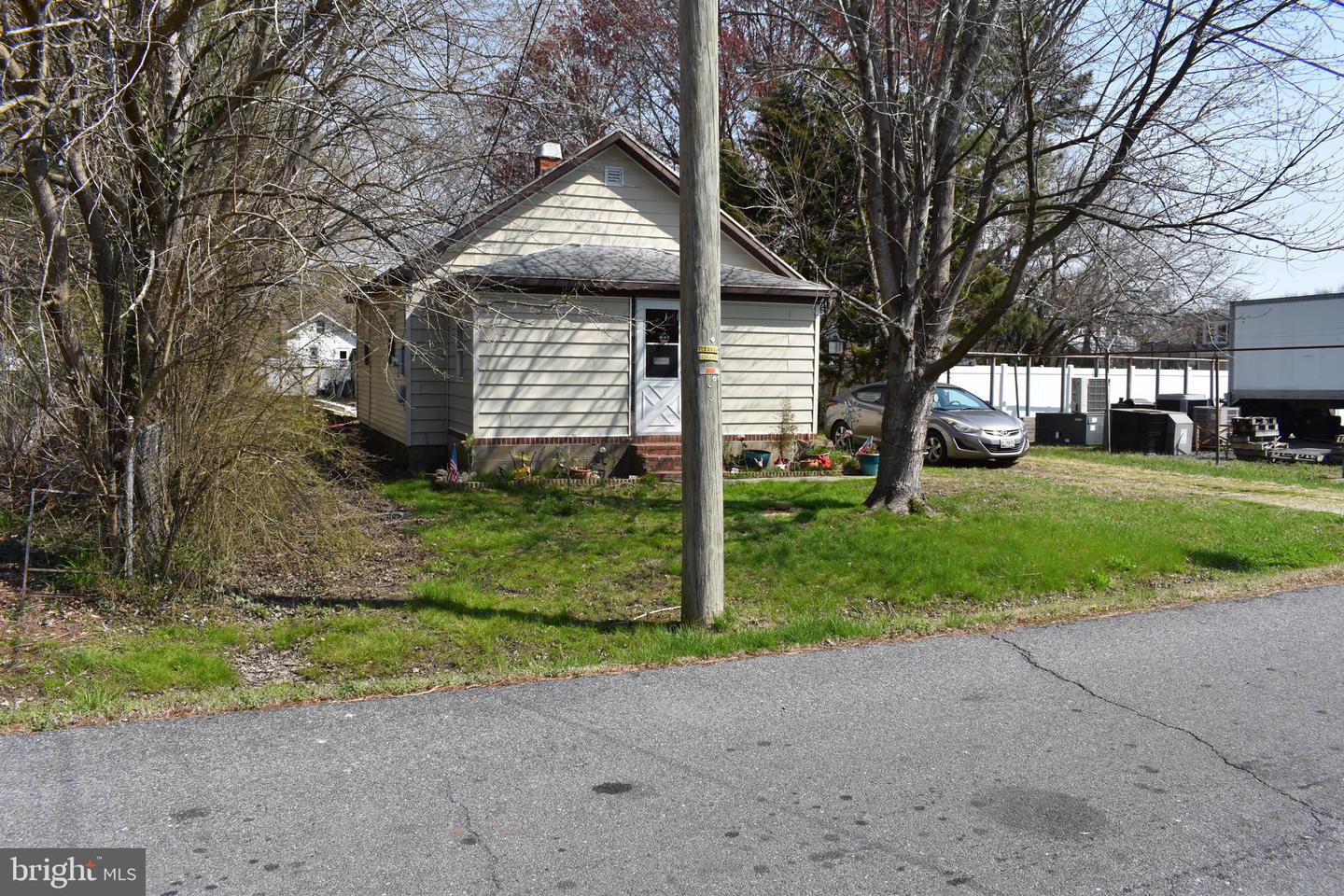 501 Harrington Avenue, Cambridge