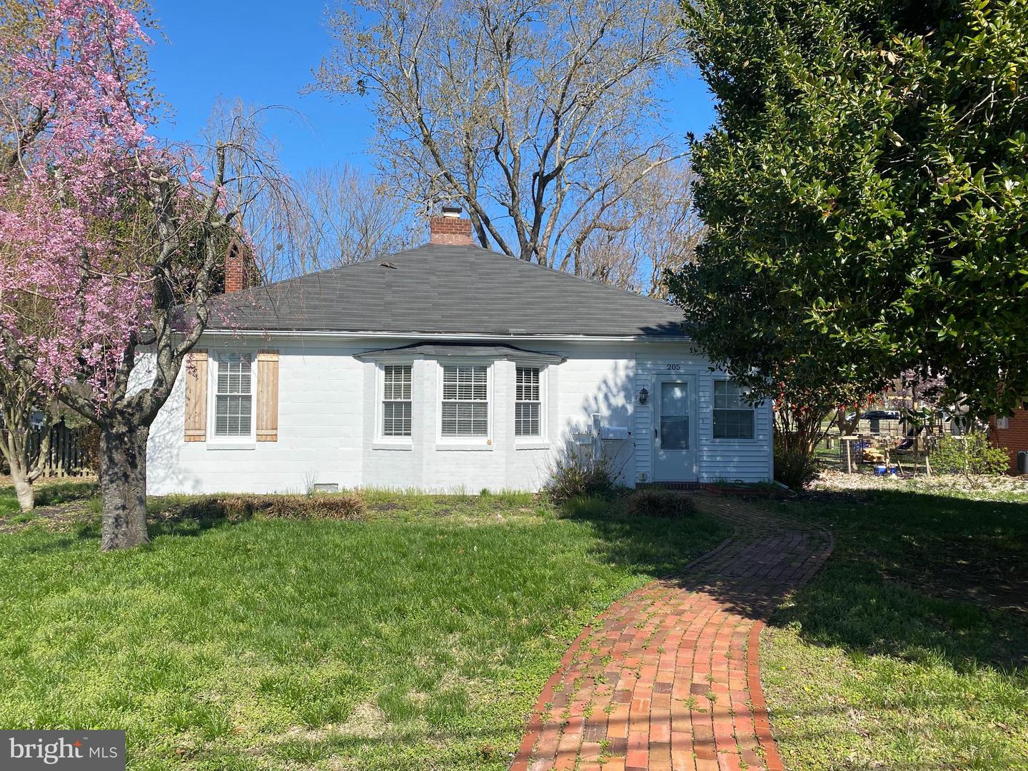 205 Somerset Ave