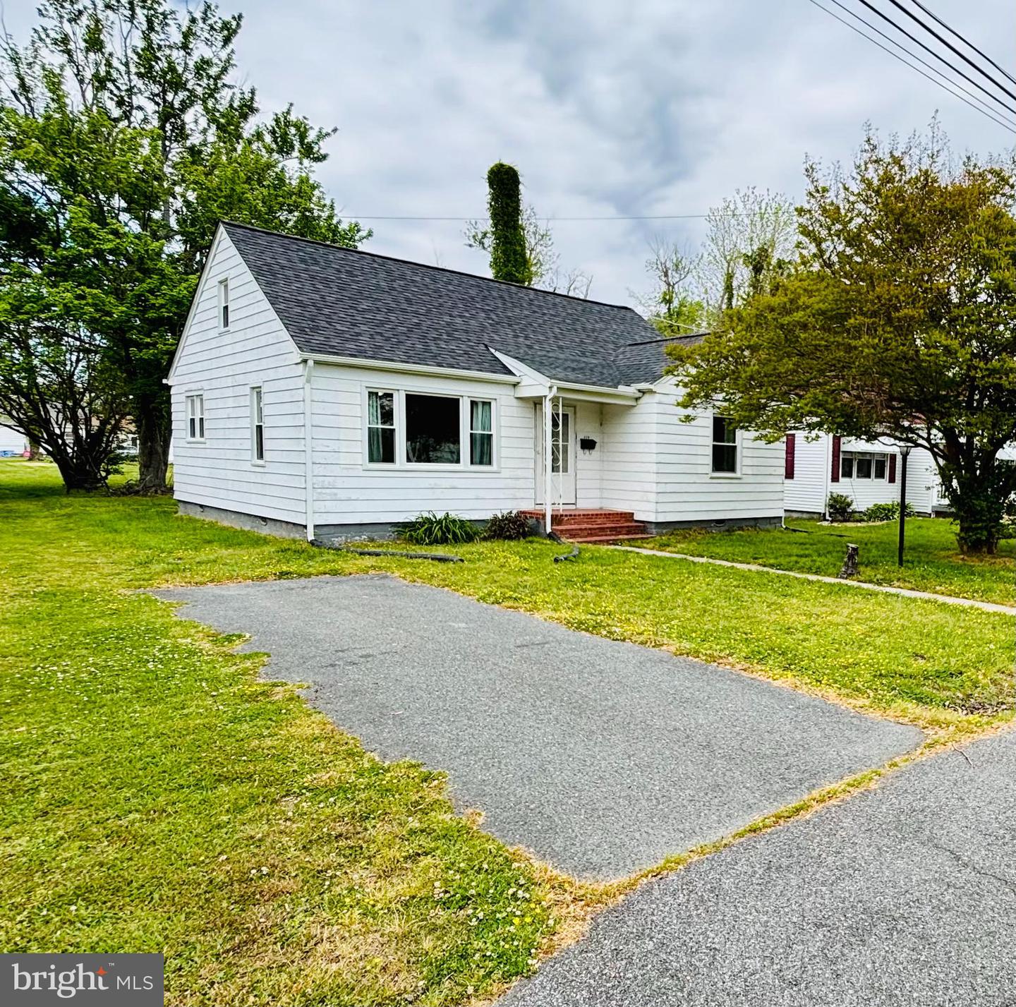 319 Shepherd Avenue, Cambridge