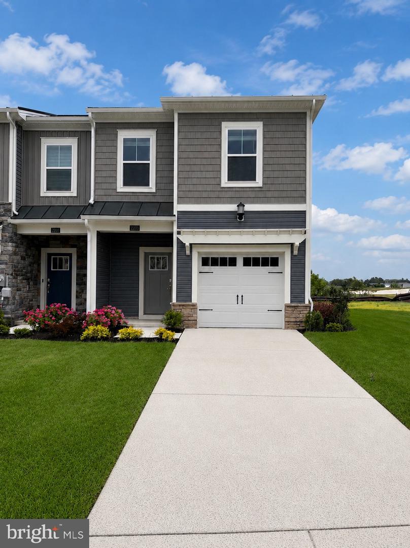 2203 Winterberry Lane