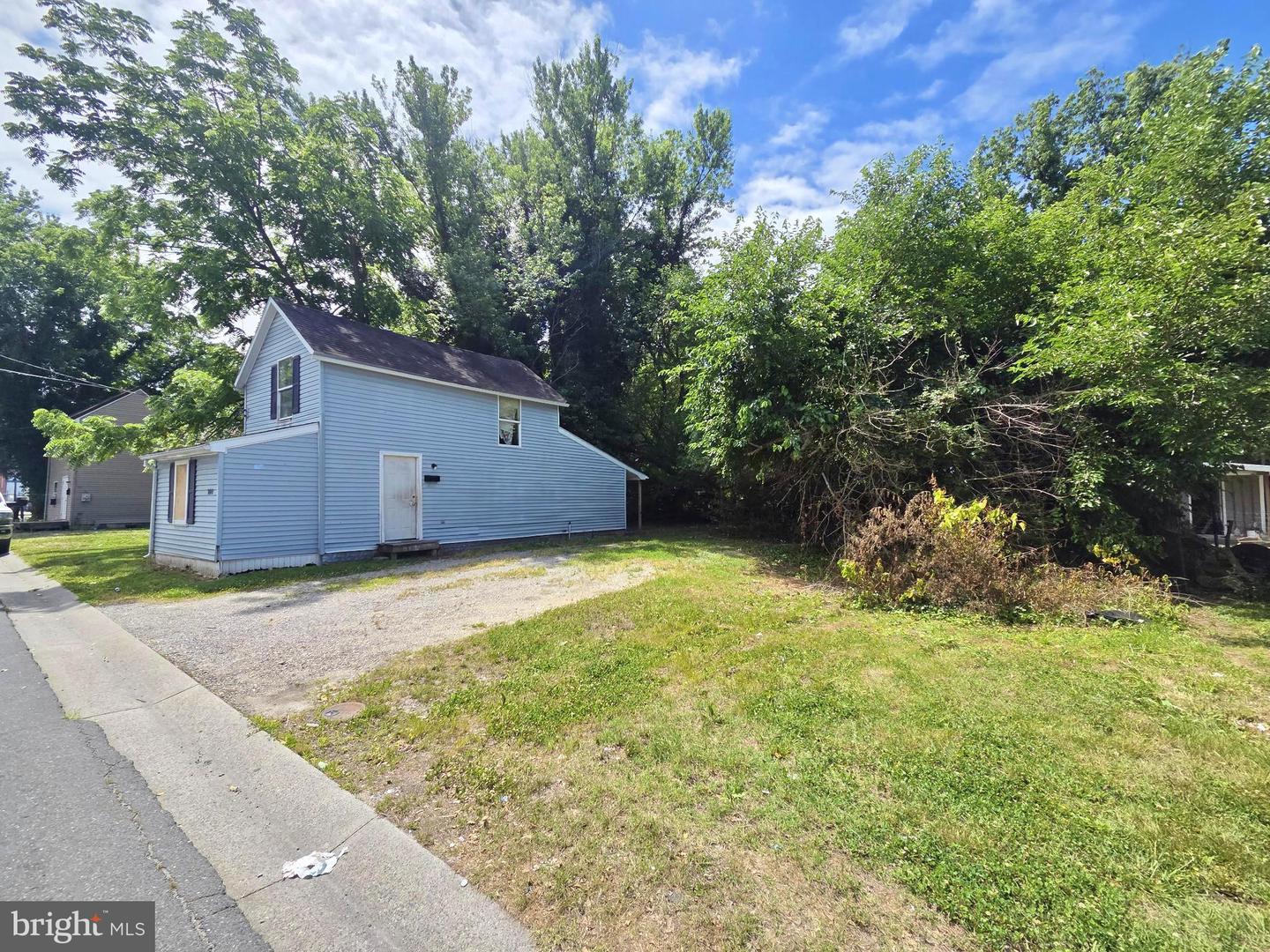 618 & 620 Cross Street