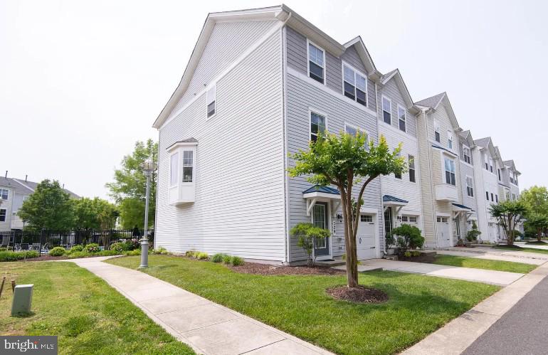 329 Shipyard Drive #73
