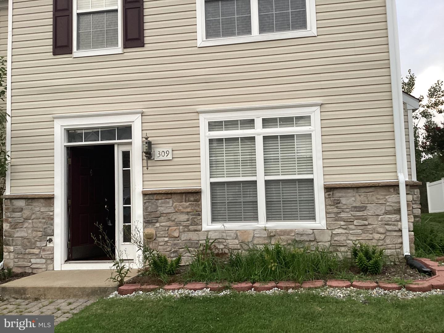 309 Old Squaw Court #30984582