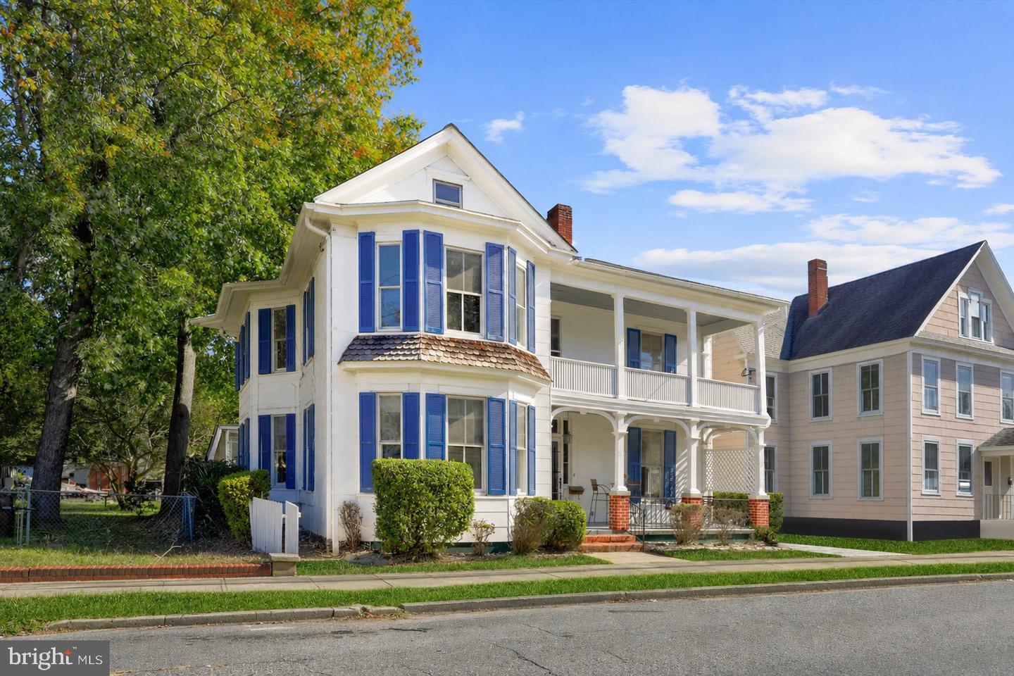 817 Locust Street, Cambridge