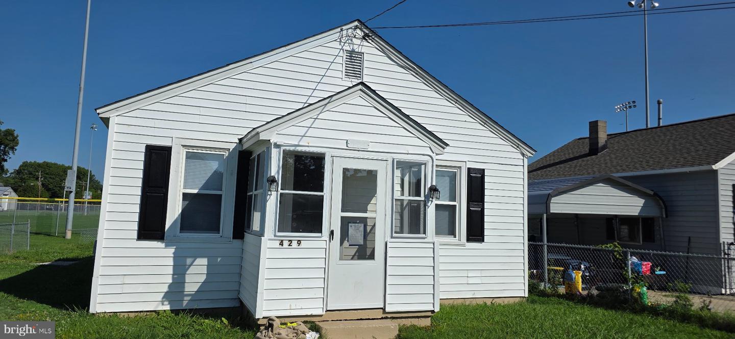 429 Camper Street