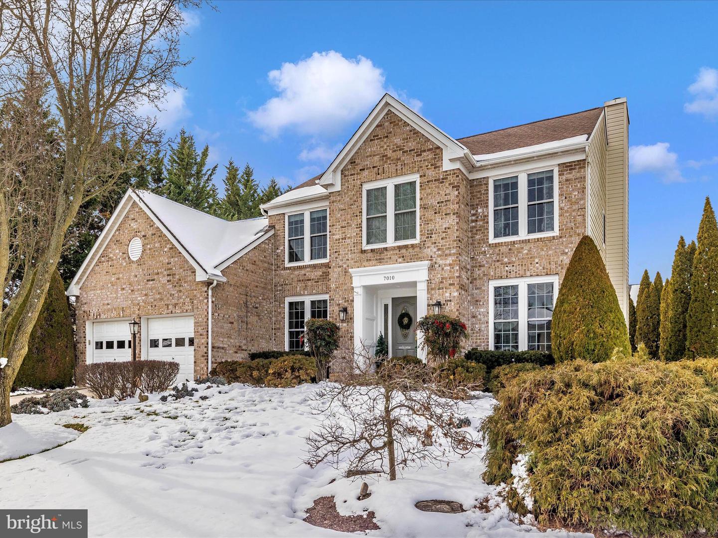 7010 Allington Manor Cir E, Frederick