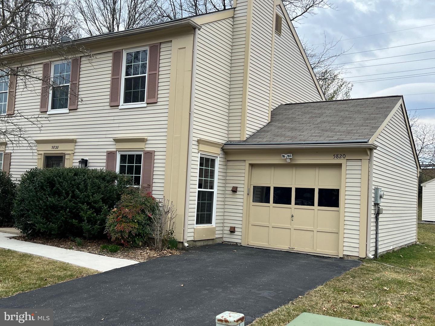 5820 Farmgate Court, Frederick