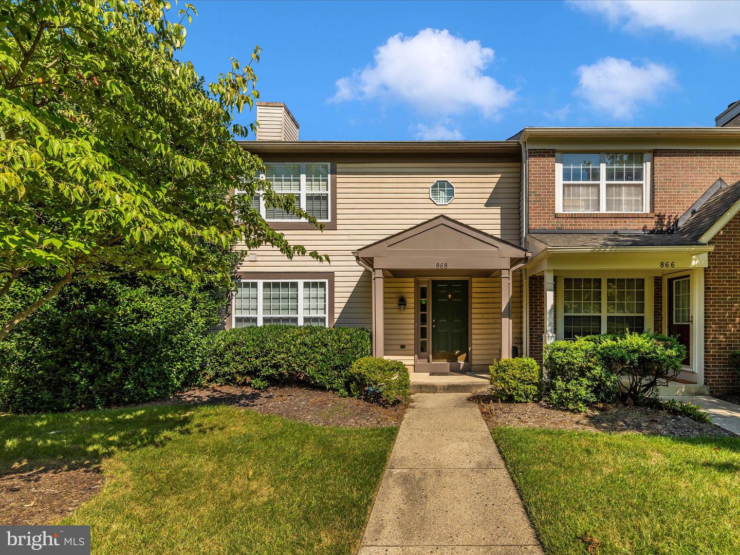 868 Waterford Drive, Frederick