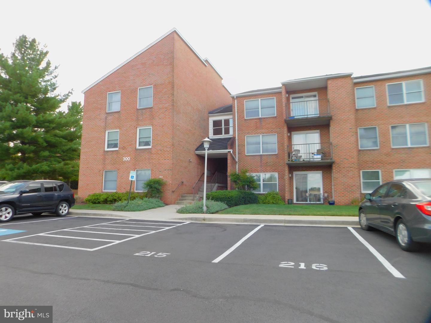 300 Chapel Court #321, Walkersville