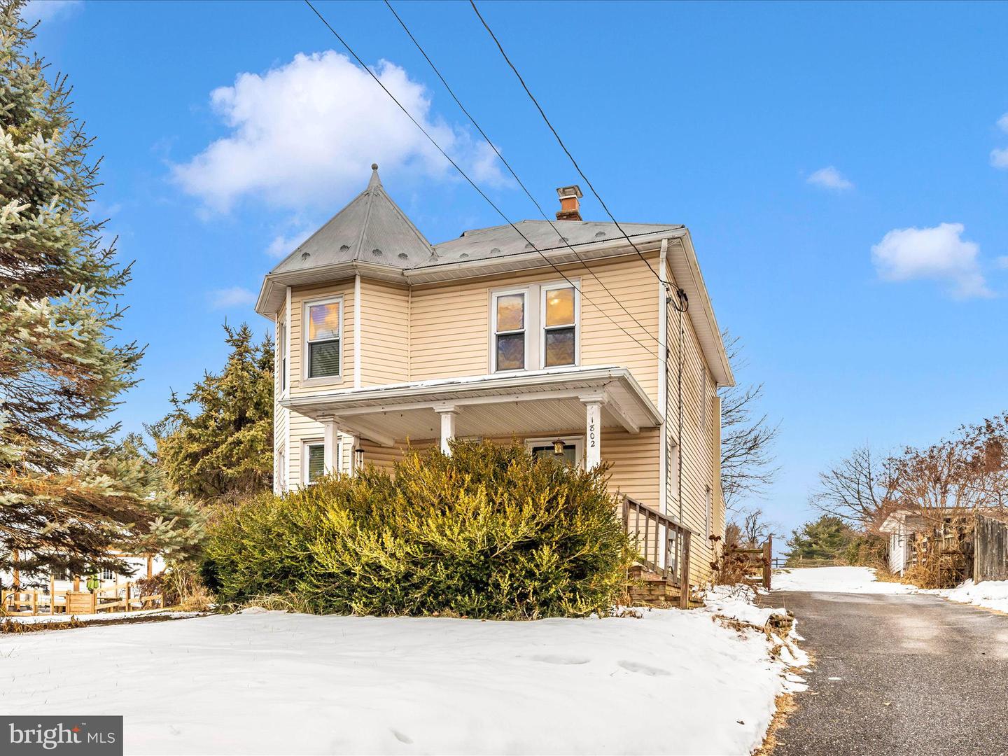 1802 S Main, Mount Airy