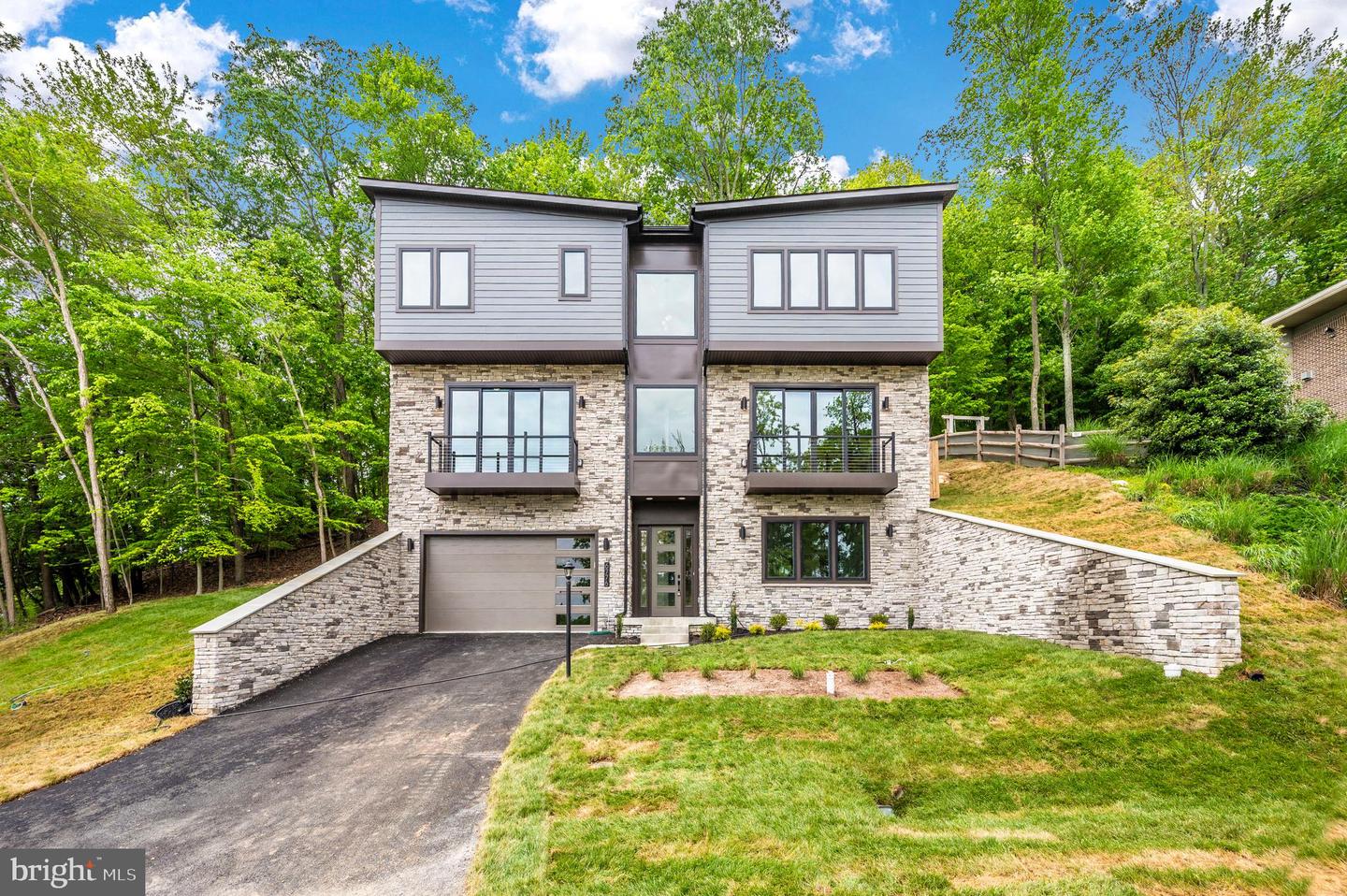 6736 Accipiter Drive, New Market