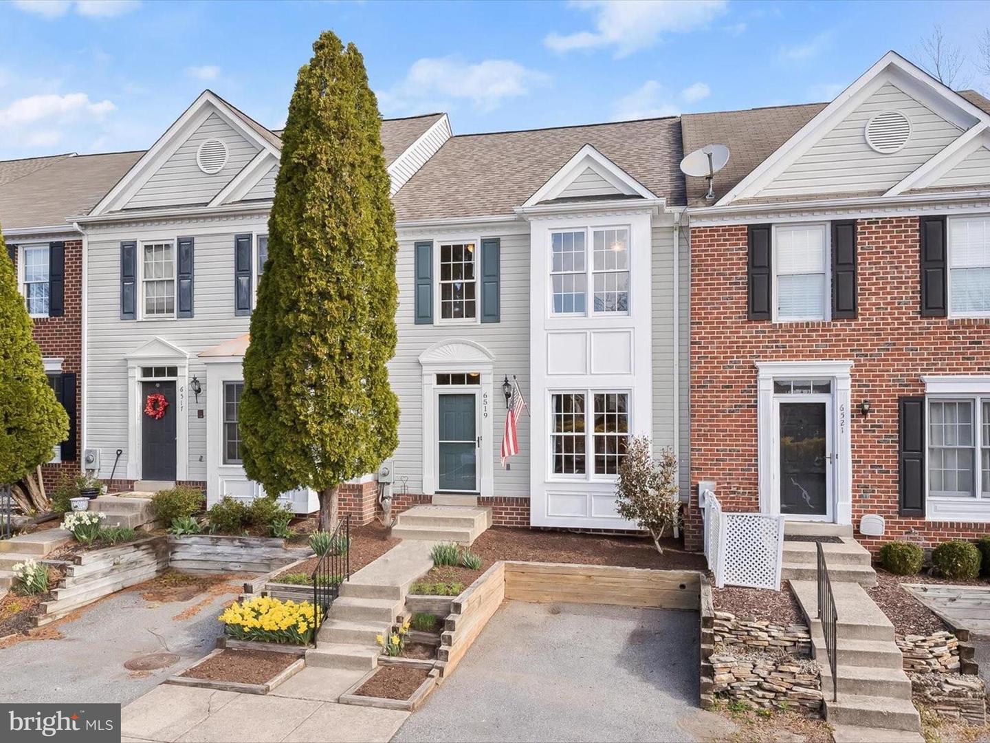 6519 N Shore Square, New Market