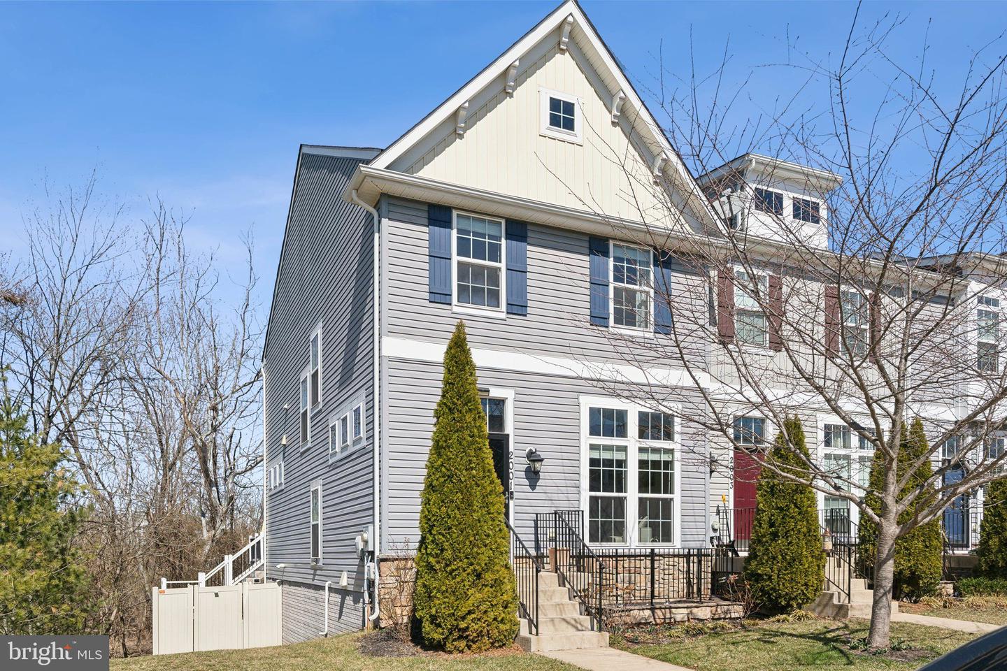 2001 Tuscarora Valley Court, Frederick