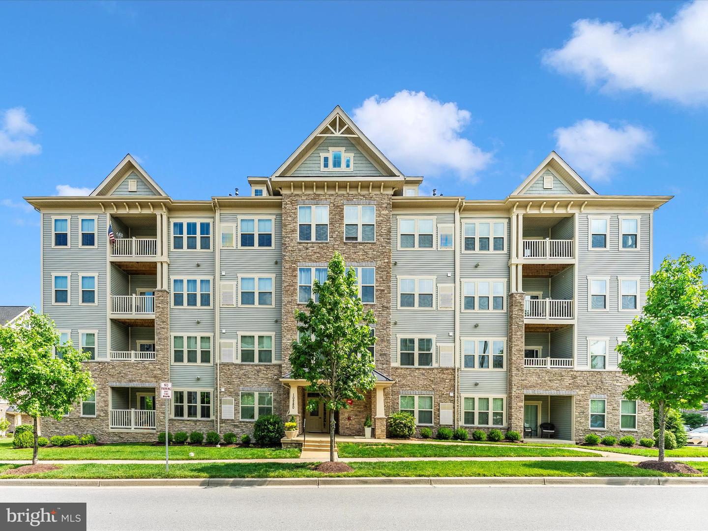 10280 Hopewell Street #202, New Market