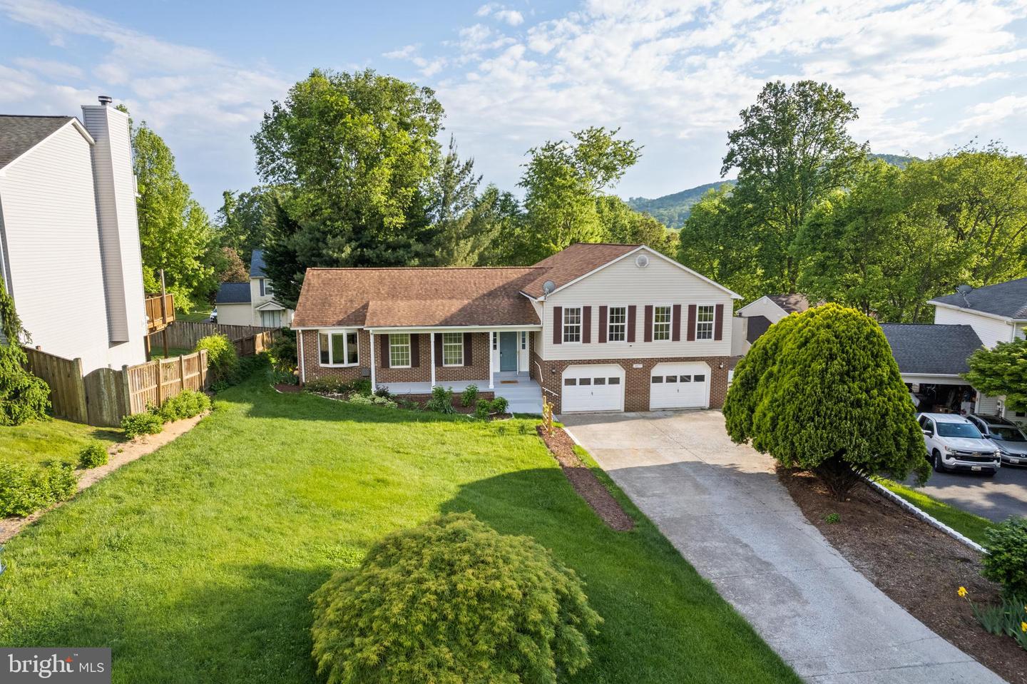 3877 Gibbons Road, Point Of Rocks