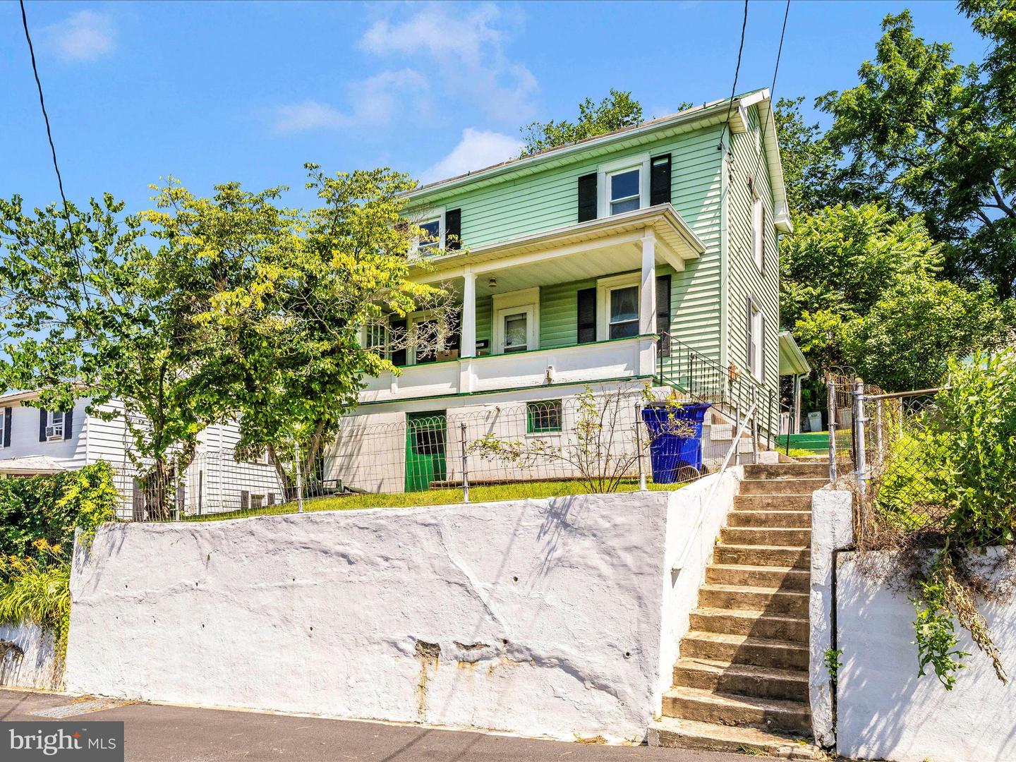7 W B Street, Brunswick