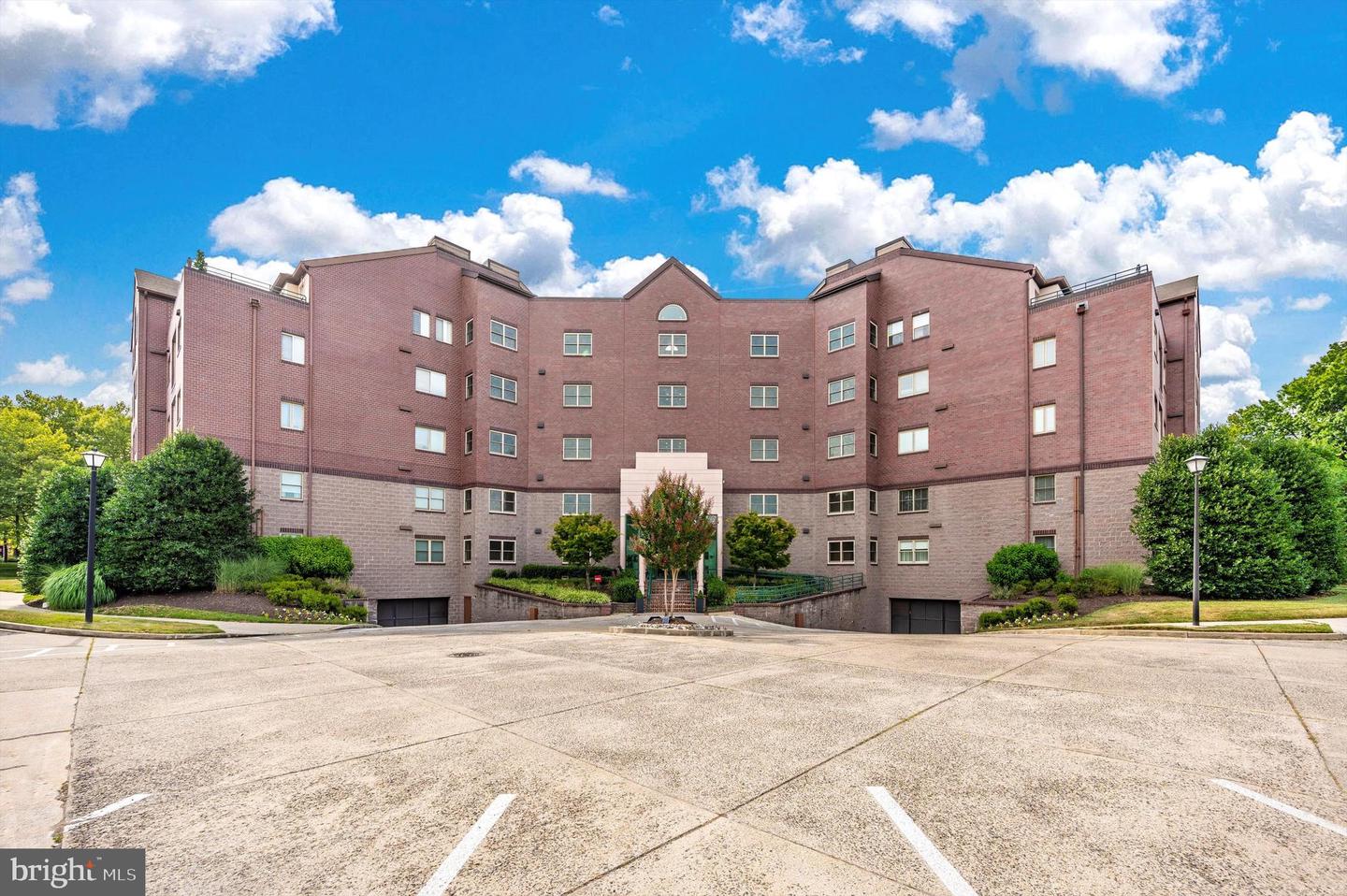 104 Mercer Ct # 13-1B