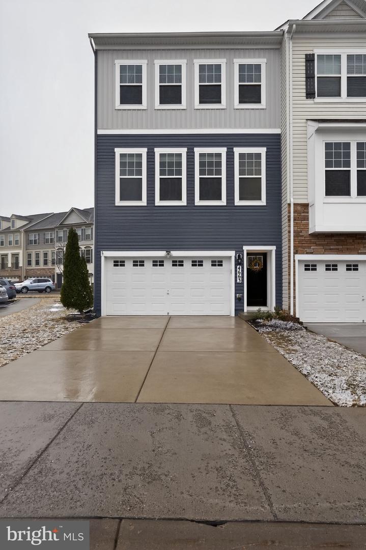 4663 Calisto Way, Frederick