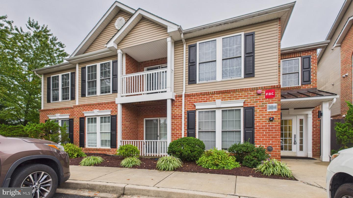 302 Baughmans Lane #304c, Frederick