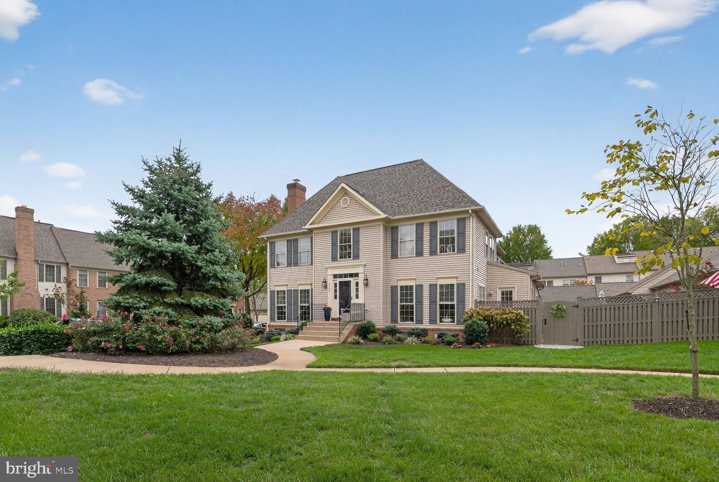 2204 Garden Lane, Frederick