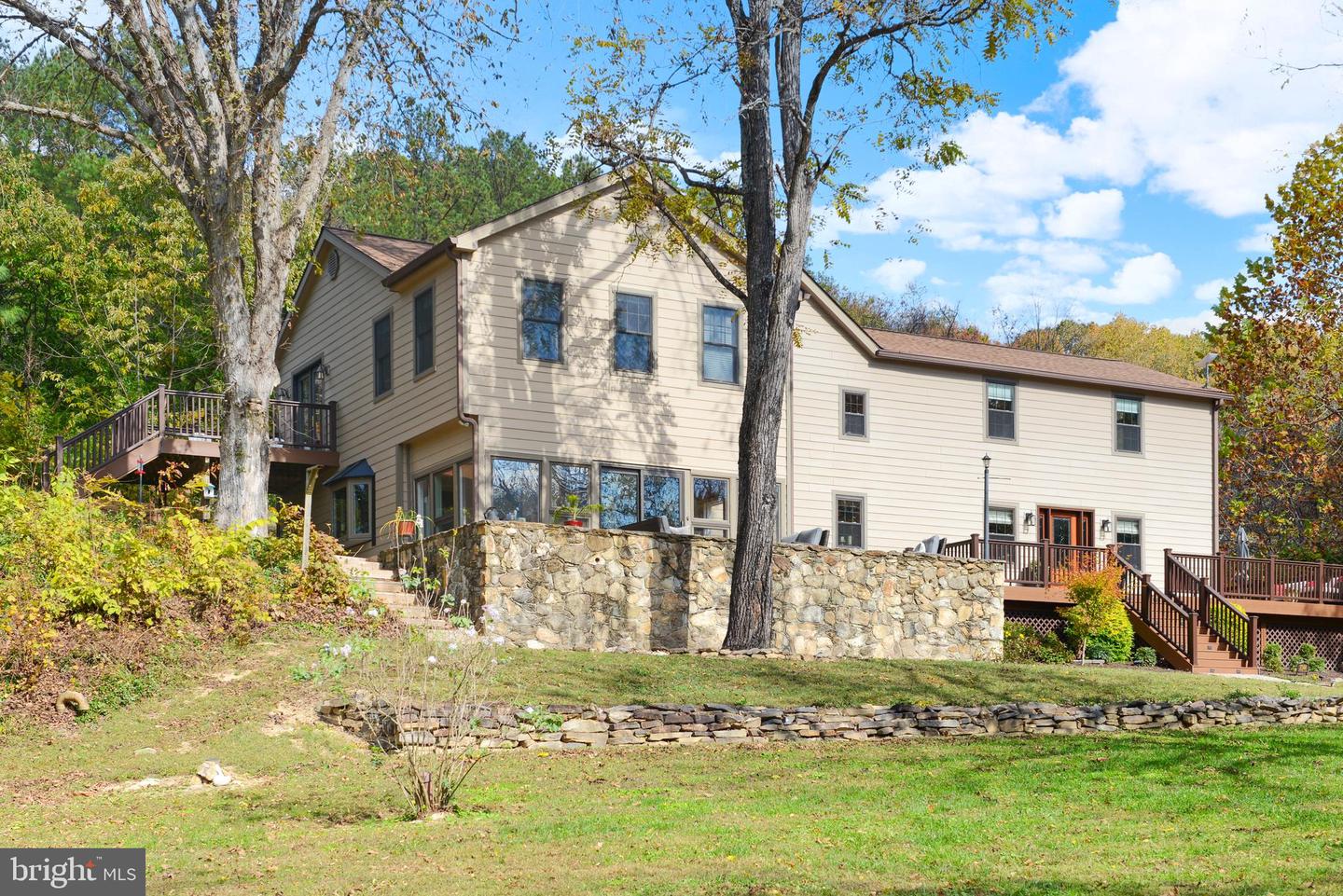 7144 Ira Sears Road, Adamstown