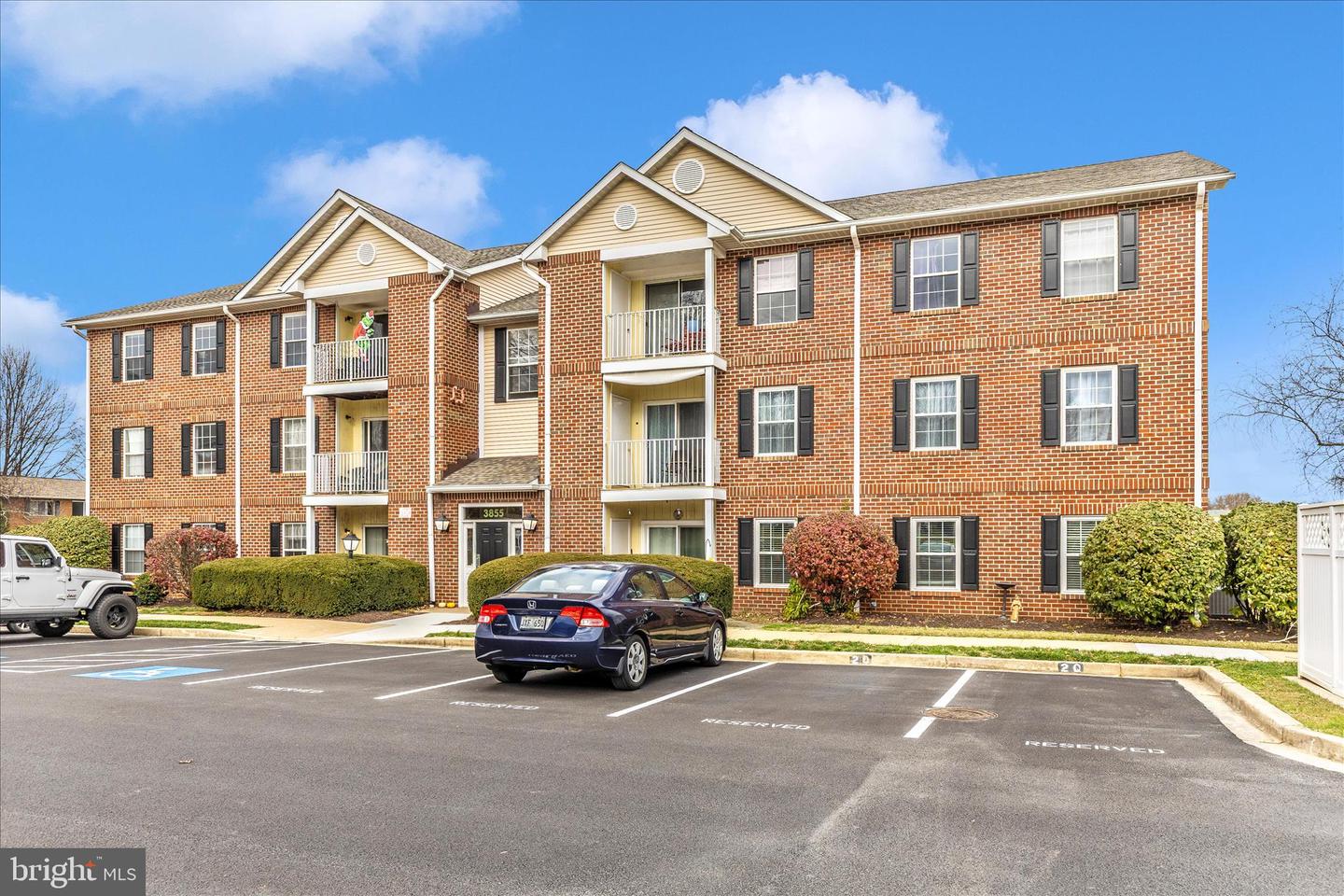3855 Shadywood Drive #2d, Jefferson