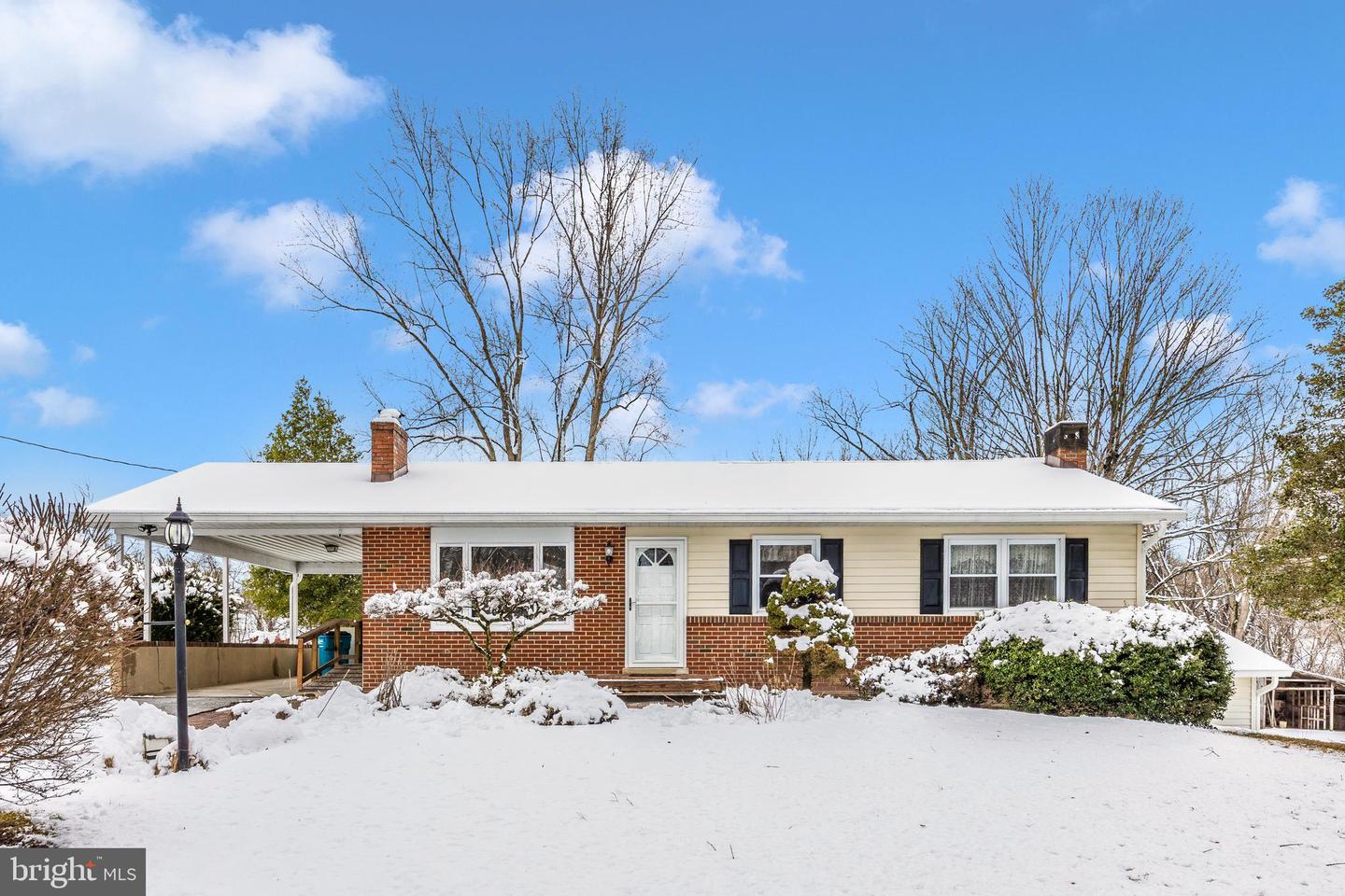 11511 Crickenberger Road, New Market