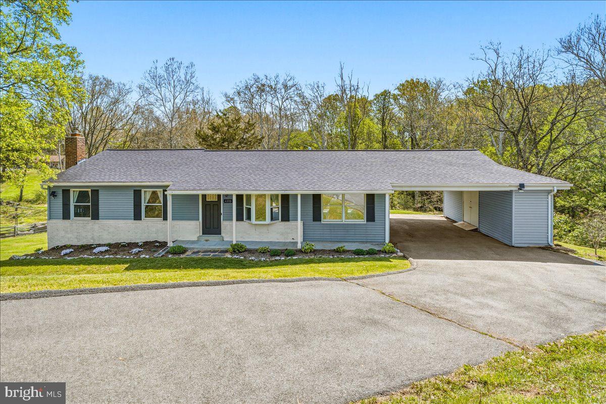 4389 Moleton Drive, Mount Airy