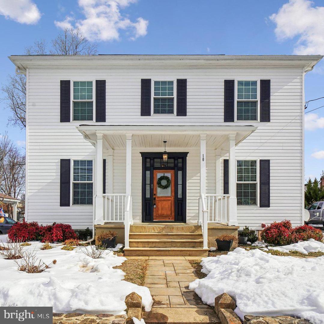 10 Main Street, Walkersville