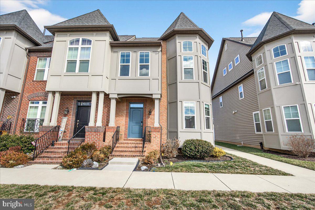 615 Blandwood Rd