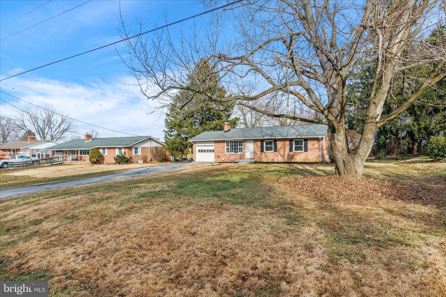 8777 Hickory Hill, Walkersville