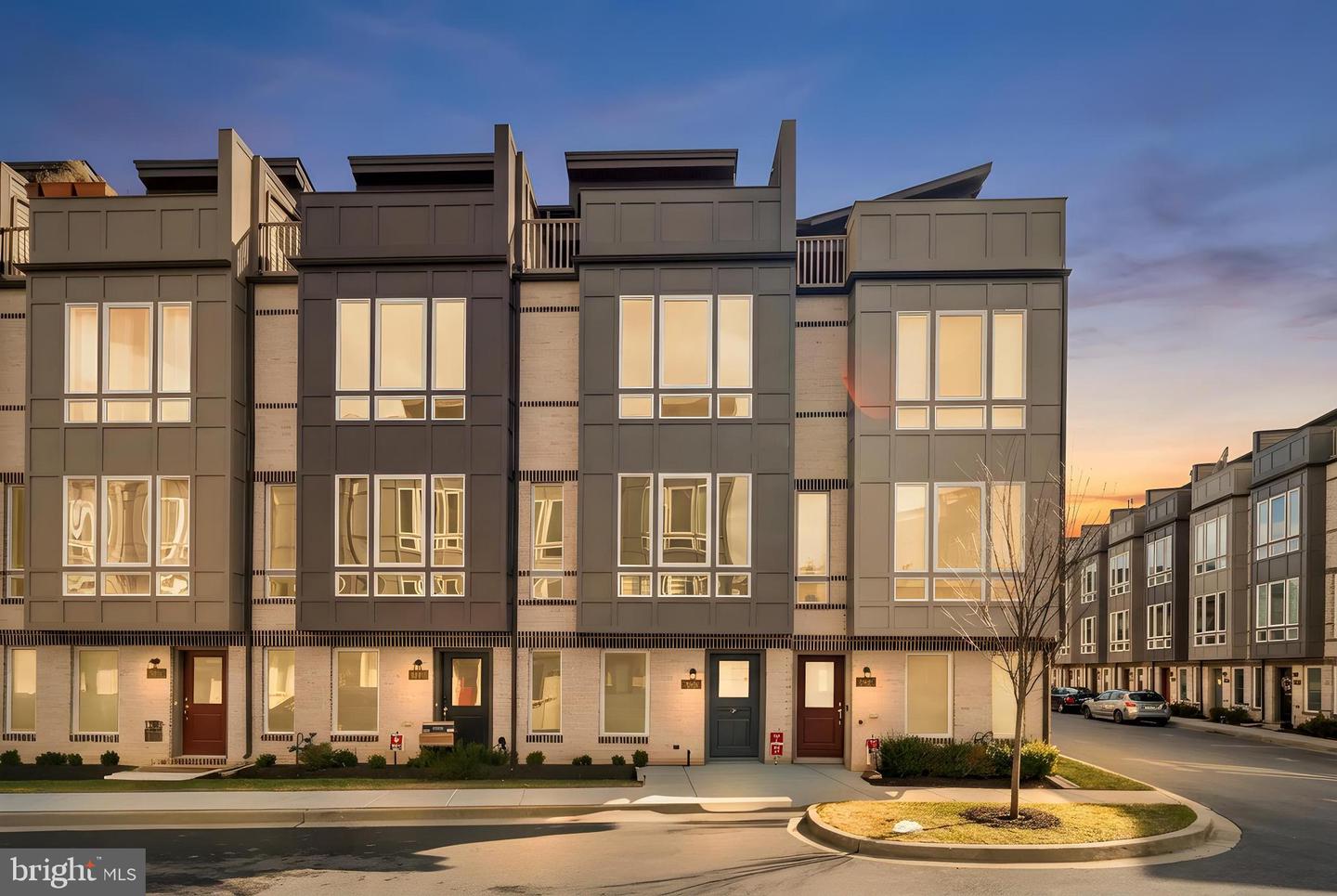 1402 Bexley Lane, Frederick