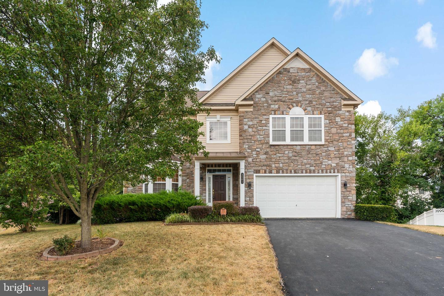 1501 Mohican Court