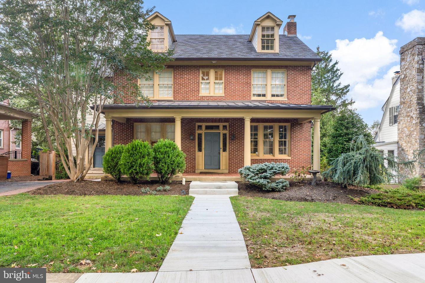 313 W College Terrace, Frederick