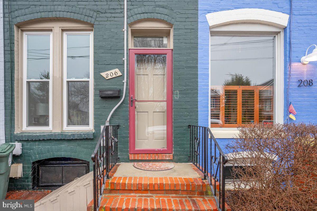206 Dill Avenue, Frederick