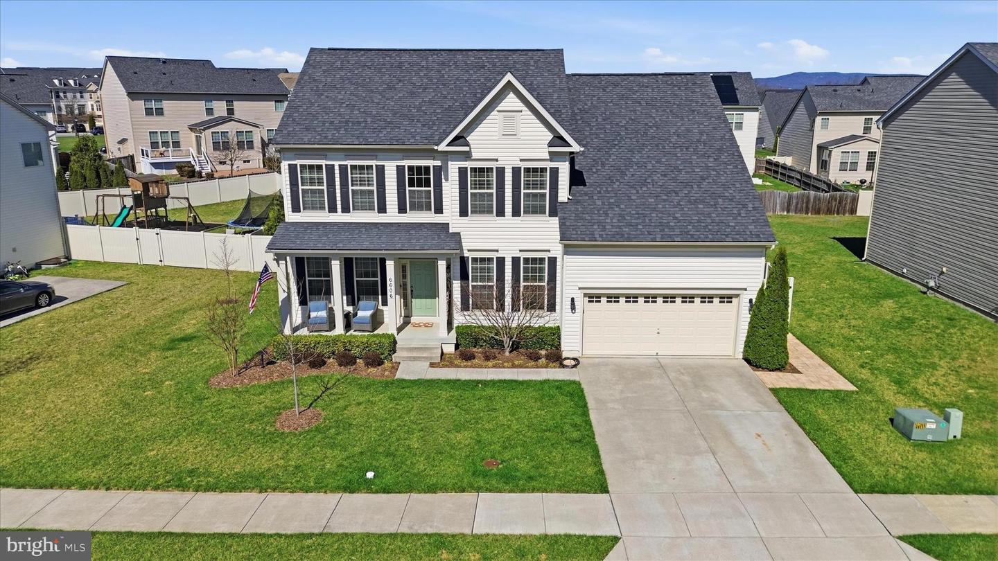 6606 Corbel Way, Frederick