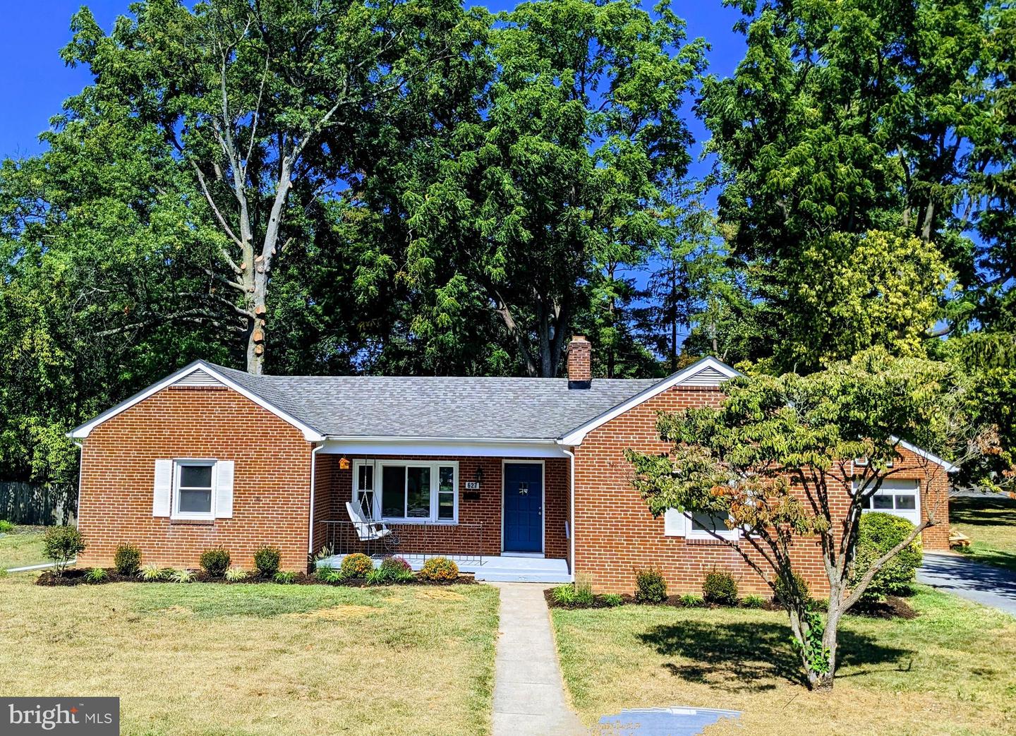 627 Grant Place, Frederick