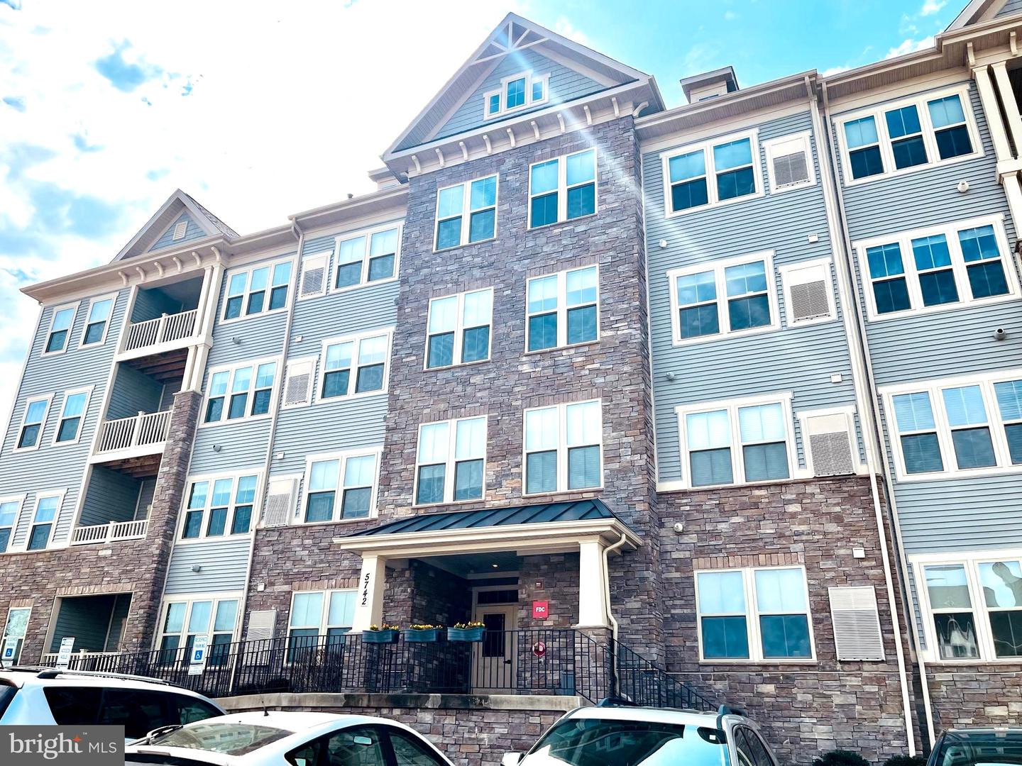 5742 Meadowood Street #202