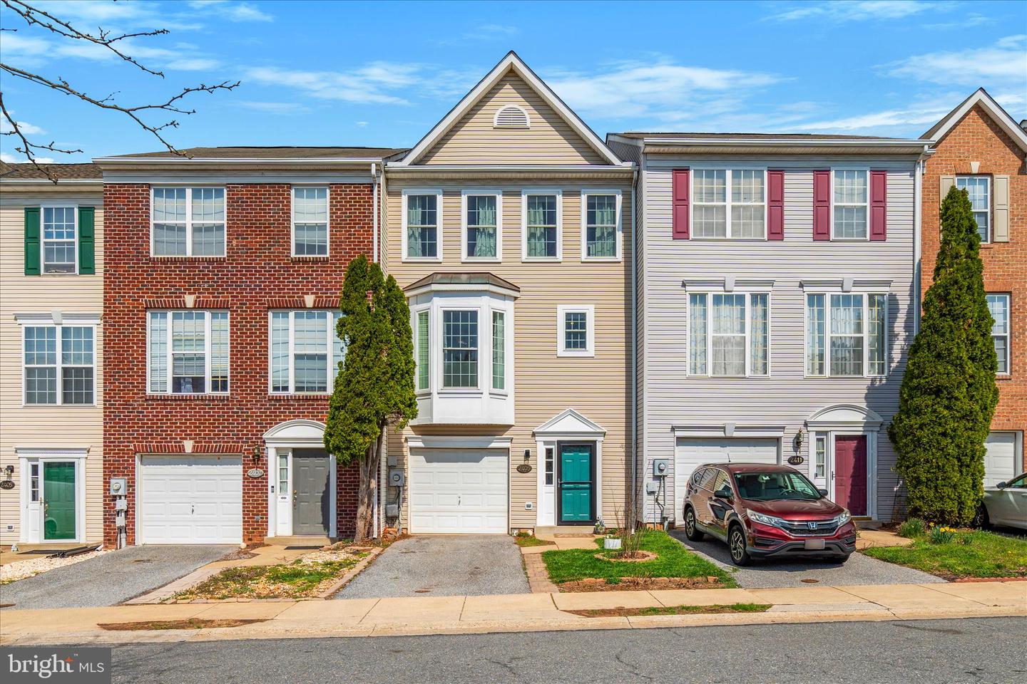 2409 Huntwood Court