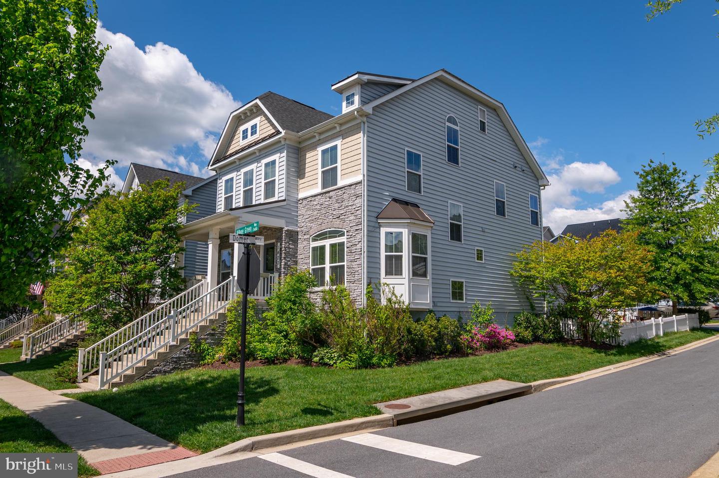 1423 Village Green Way, Brunswick